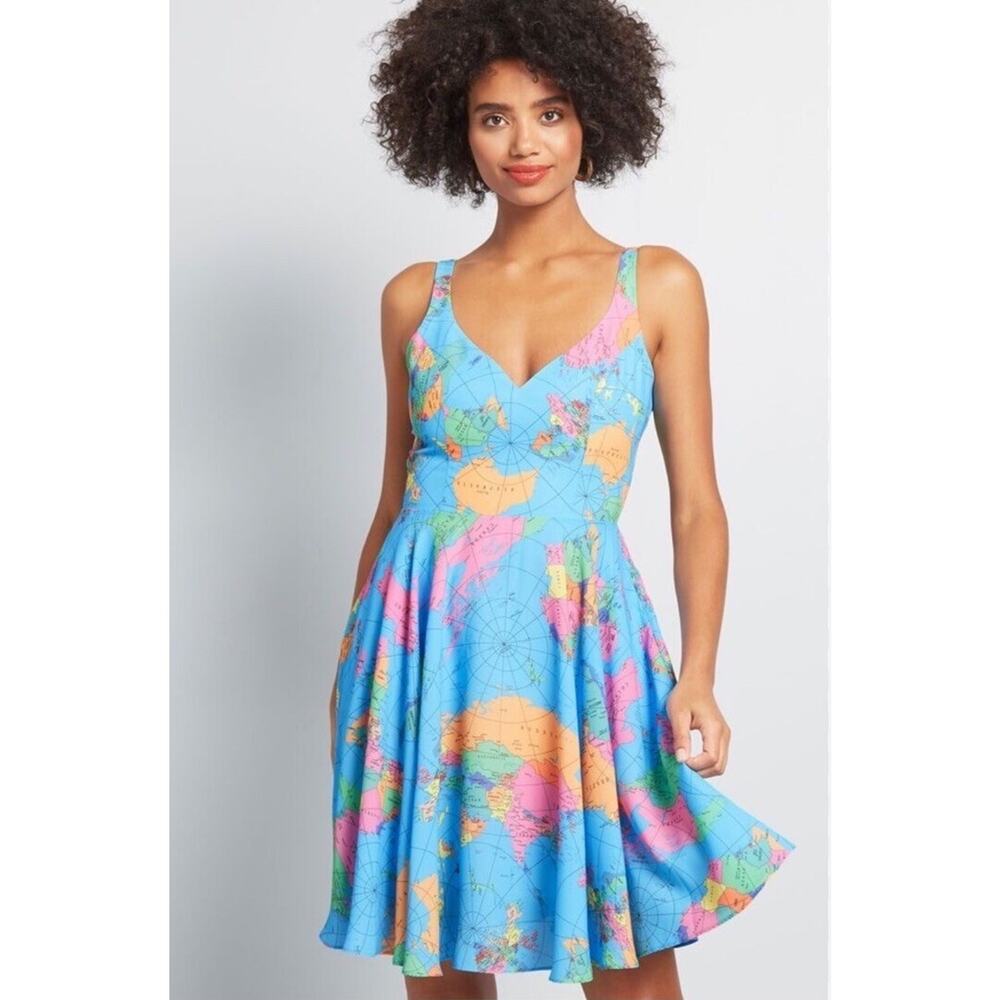 Liza Luxe World Map Dress S | Fit & Flare, NWT, V-Neck, Travel, Summer Colorful